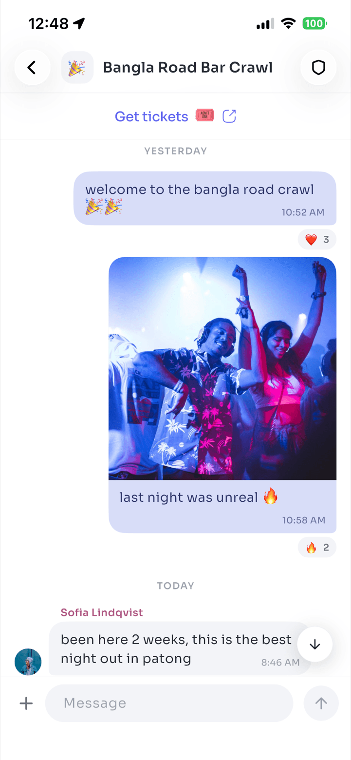 The MigoMap group chat for a sponsored bar crawl, with a pinned Get tickets link above the messages